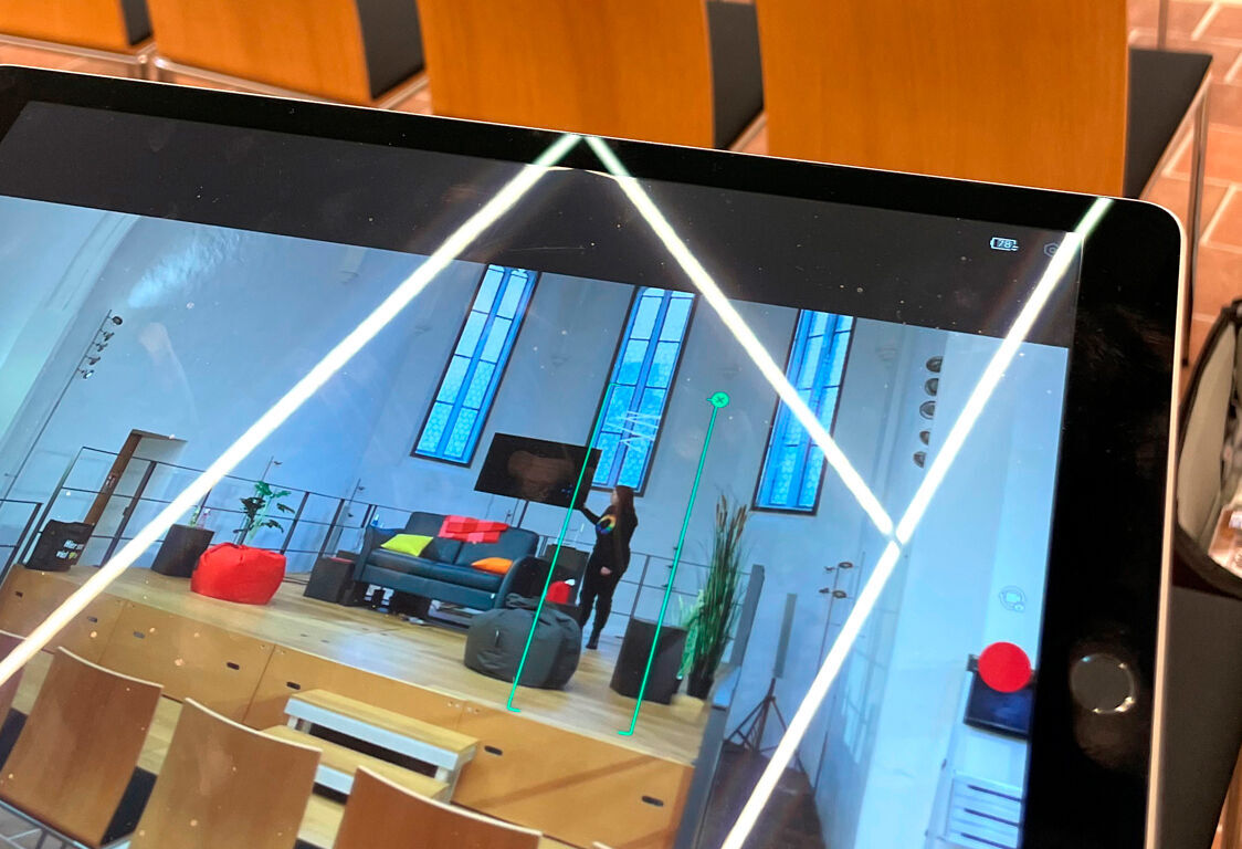 Behind the Scenes | Tablet