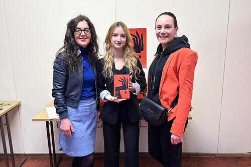 von link: Kathrin Kleber, Sofia Strasser und Christina Lohrer